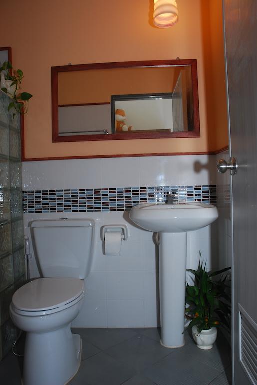 Bann Pin Kaew Hotel Chiang Rai Bilik gambar